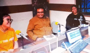 PML LUNCURKAN BUKU MENABUR BENIH DI PETRA FM 1 (convert.io)
