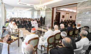 jesuit muda bertannya pada paus