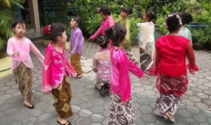Permainan Tradisional Mengikis Candu Gawai