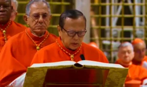 Sumpah Kardinal Ignatius Suharyo Saat Konklaf Dimulai