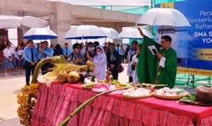 Pemasangan Rafter Atap Gedung SMA Stella Duce 1 Yogyakarta 2