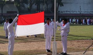 Upacara Bendera De Britto