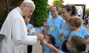 pope leo dan anak-anak Rosario-1